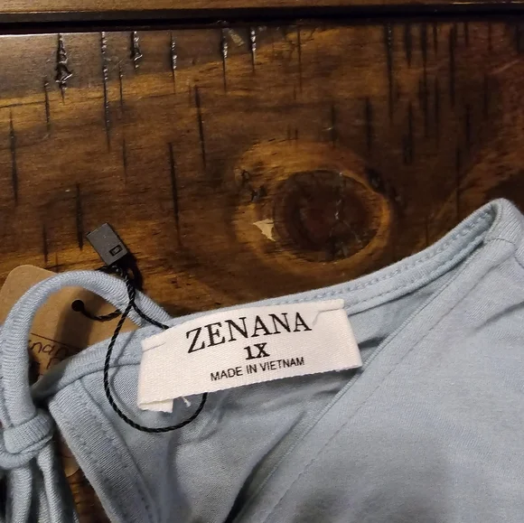 Zenana NWOT Romper Light Blue with pockets - Picture 3 of 7